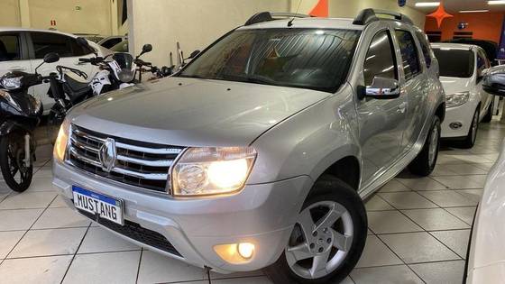 RENAULT DUSTER 2.0 DYNAMIQUE 4X2 16V FLEX 4P MANUAL RENAULT DUSTER 2.0 DYNAMIQUE 4X2 16V FLEX 4P MANUAL